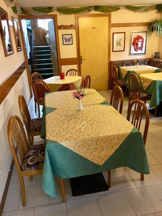 Albergo Meuble Tarandan 上福尔尼 外观 照片